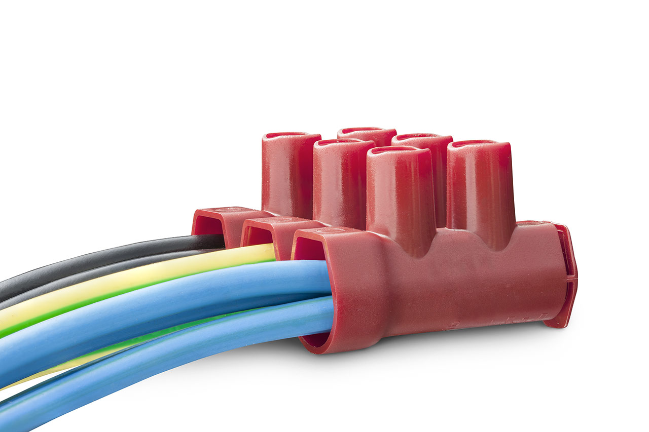 Regleta para conexión de cables hasta 10 mm²